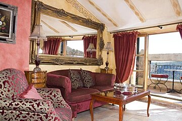 a picture of a hotel suite at La Posada Del Marques Hotel, Esporles