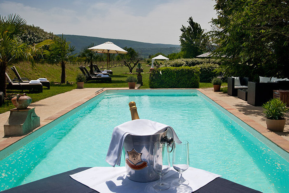 Les Eydins B&B, Bonnieux outdoor swimming pool