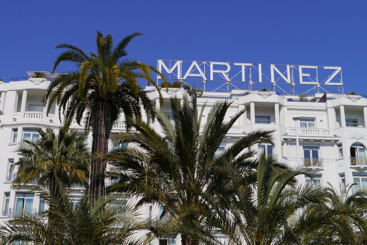 Make-over for Cannes Hotel Martinez