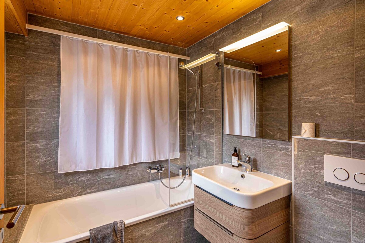 Rousserolle Apartment, Verbier Valley