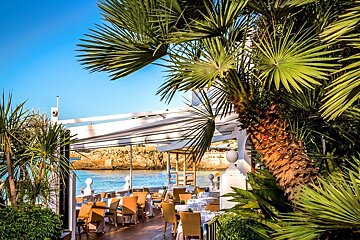 A Popa Restaurant, Cala Major (Beach Resort) garden