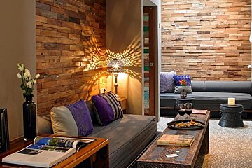 The Giri Residence Hotel & Spa, San Juan lounge room