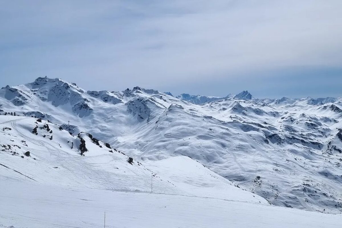 Spring skiing in Val Thorens