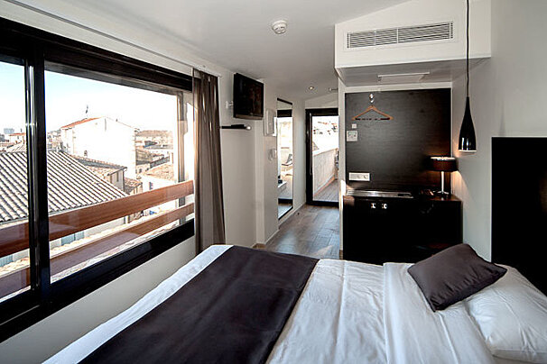 Central Hotel, Nimes double bedroom