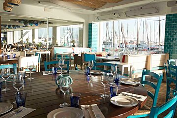 El Nautico Restaurant, Palma Centre & Marina interior