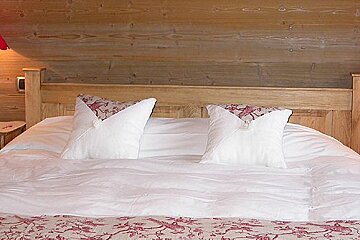 Grange 1 Apartment, Meribel Village double bedroom