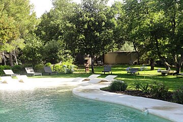 Le Temps des Secrets B&B, Lagnes swimming pool