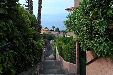 some steps on a hiking route in Nice