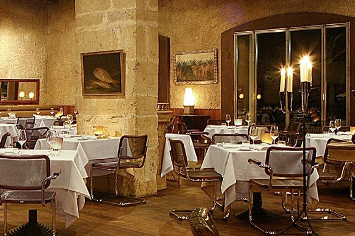 interior at Colon restaurant