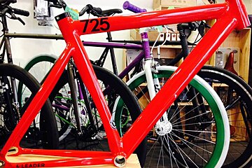 Esprit Cycles, Bordeaux - Centre road bike