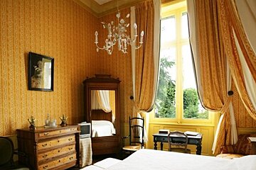 Verrieres Chateau, Saumur double bedroom