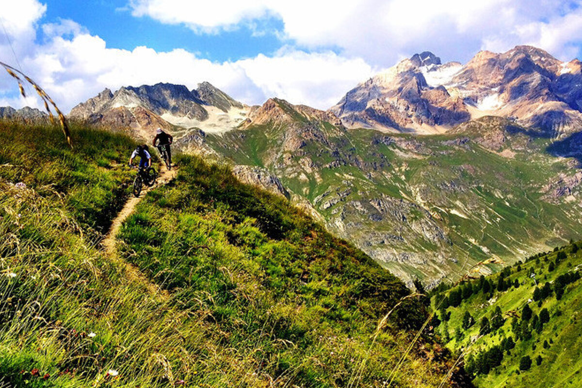 two mountain bikers in val d'isere