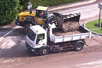 mud in trucks in chamonix
