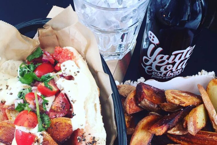 Cool Cats Snackerie, Chamonix style of cuisine