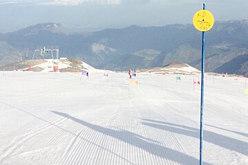 the glacier in summer at deux alpes