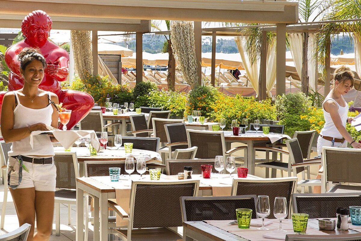La Plage 45 Beach Club, Cannes restaurant