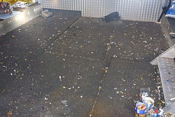 a clean room in the vallot hut mont blanc