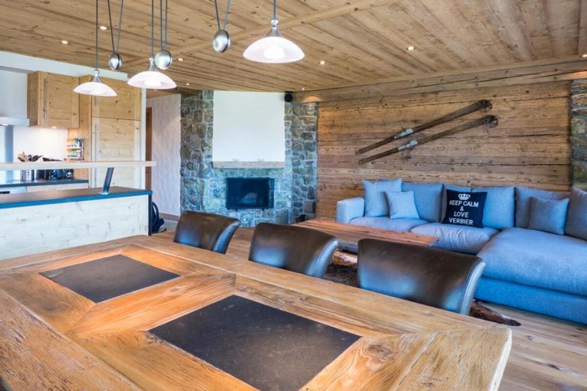 Orchis 122 Apartment, Verbier - Centre dining room