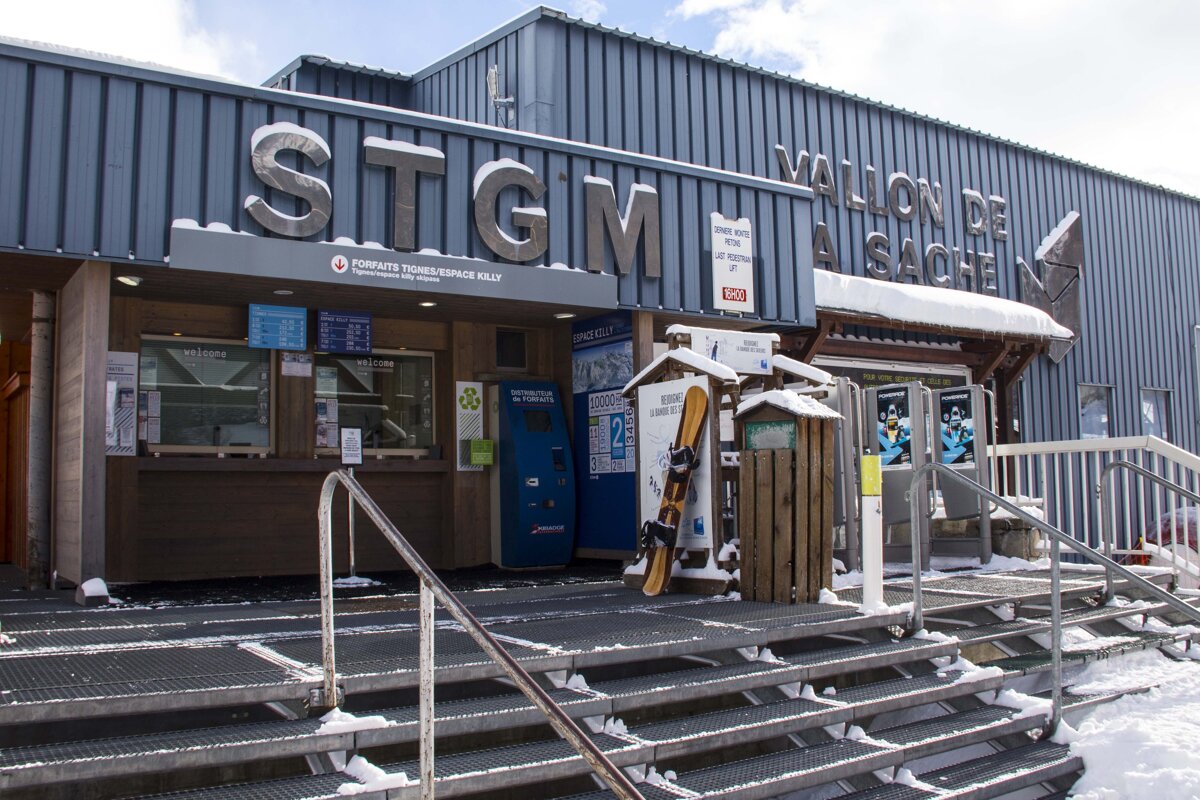 Lift pass office Tignes Les Brevieres