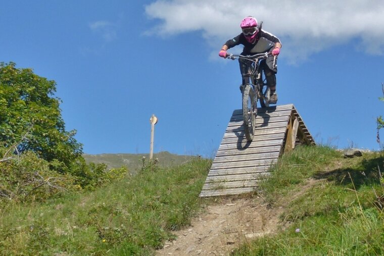 About Mountain Biking in Val Thorens  mountain biker