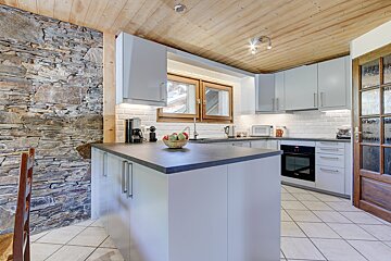 Dominique Chalet, Morzine