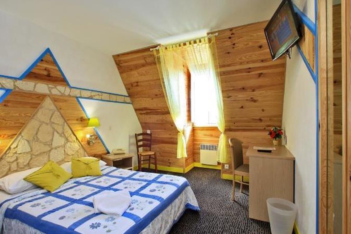 Mounea Hotel, Marquay double bedroom