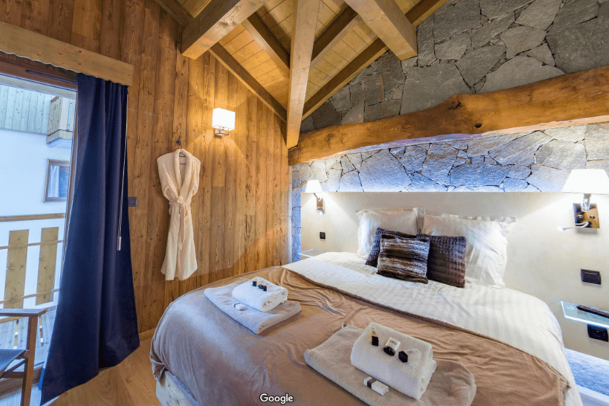 Rainbow Chalet, Val Thorens double room