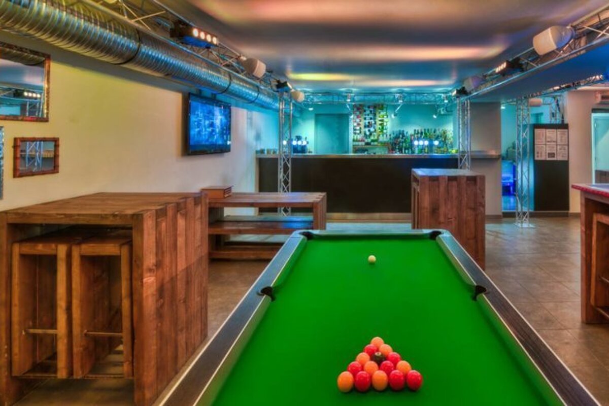 The Drop Inn Bar, Courchevel Le Praz bar