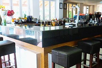 UR Portofino Hotel, Ciudad Jardín bar