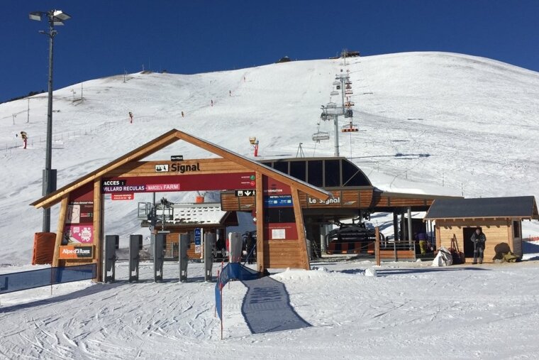 Cruising the blue runs in Alpe d'Huez in 2018