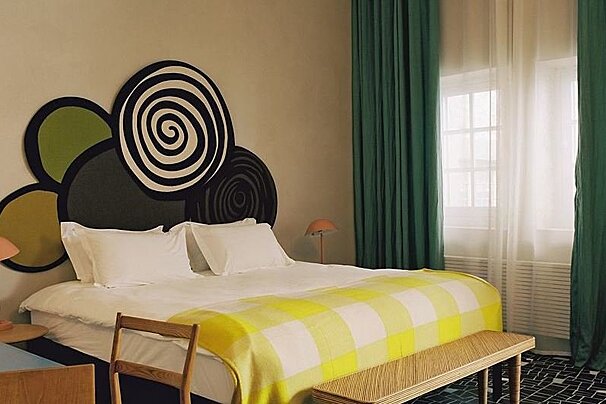 Hotel du Cloitre, Arles double bedroom