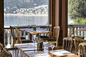 Salon de The de la Villa Ephrussy de Rotschild, St-Jean-Cap-Ferrat interior