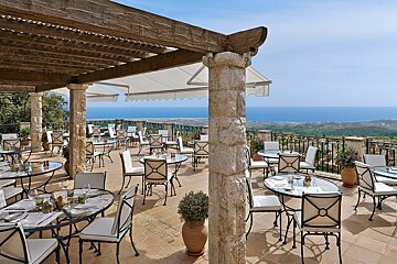 Chateau Saint-Martin & Spa, Saint-Paul de Vence terrace