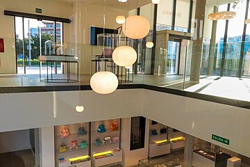 House of Majorica Pearls Flagship Store, Porto Cristo shop interior