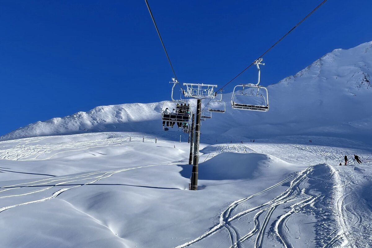 Up on La Tour on the pistes in Chamonix