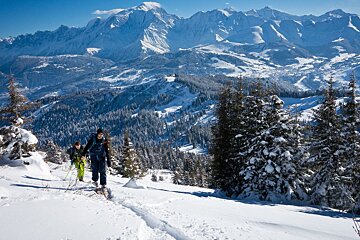 two ski tourers in Chamonix
