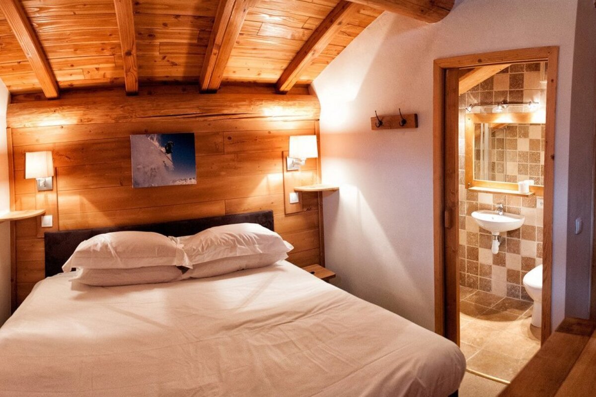 Arabette Chalet, Tignes - Les Brevieres double room