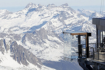 Chamonix Skywalk , Step Into the Void