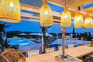 Gatzara Suites, Santa Gertrudis hotel restaurant