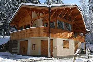 Gecko Chalet, Morzine exterior