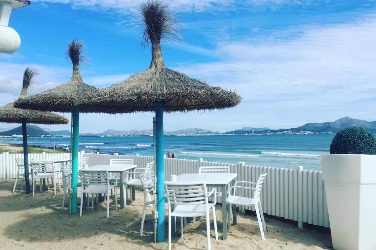 Can Gavella Beach Club, Playa de Muro terrace