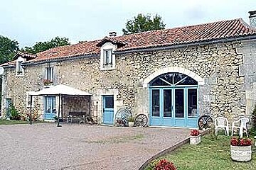 De Graaf Immobilier, Saint-Jean-de-Côle house for sale