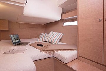 Dufour 410 Grand Large 12.3m 2015 Sailing Yacht, Palma de Mallorca cabin