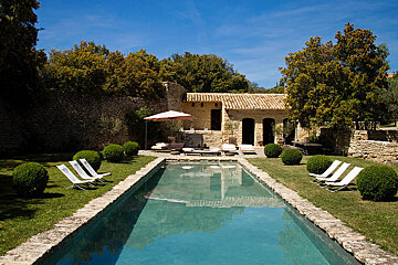 Le Mas de la Tanniere, Gordes swimming pool