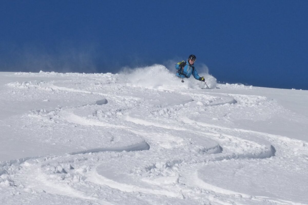 Cold, cloudy but brilliant skiing in Val d'Isere