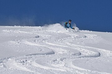 Cold, cloudy but brilliant skiing in Val d'Isere