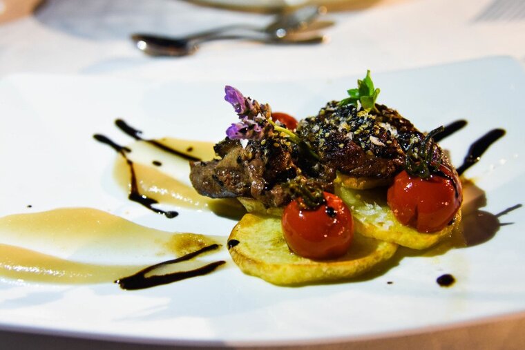 Es Lloquet Restaurant Review, Campos