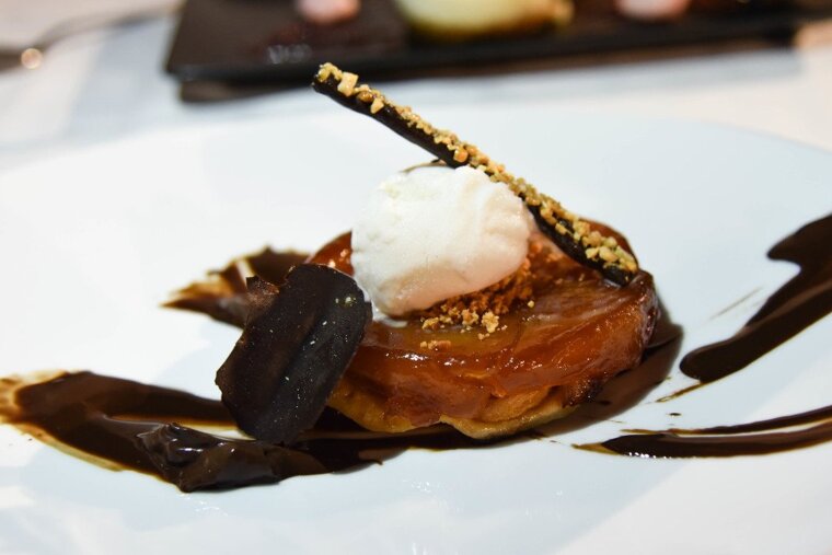 Es Lloquet Restaurant Review, Campos