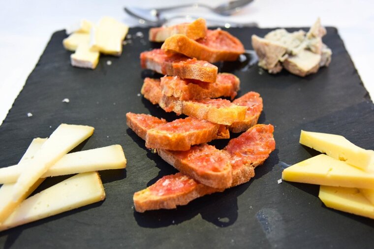 Es Lloquet Restaurant Review, Campos