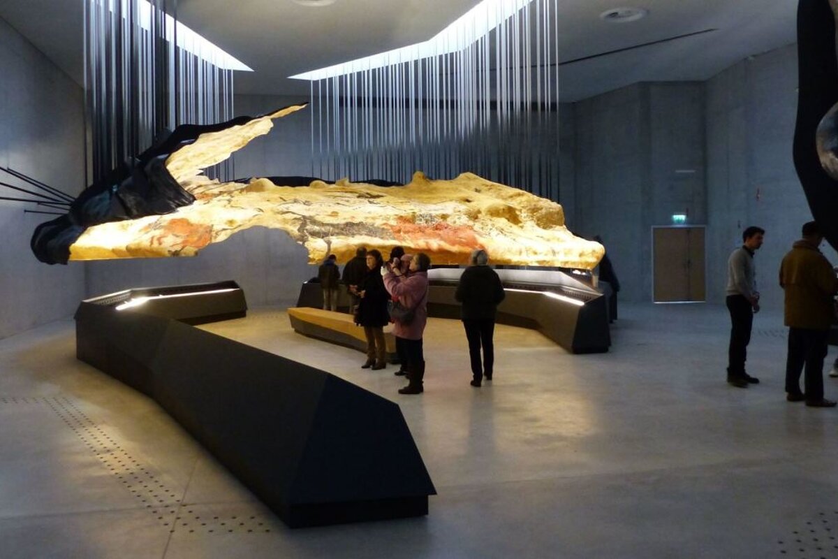 a look at how the cave replica was made